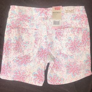 New w Tags Girl’s Levi’s Midi Short